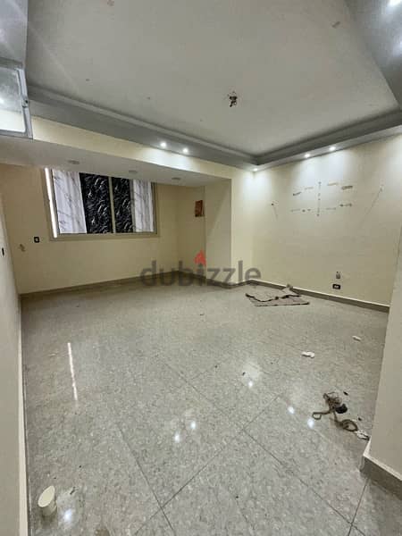 شقة للايجار في مدينة نصر الحي السابع قريب من المحكمة ٣ نوم رسبشن حمام 0