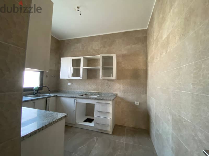 Penthouse For Rent Open View In Al Marasem - Fifth Square 6