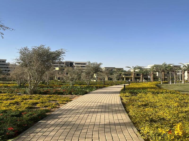 Duplex 319m private Garden best location in Sky Condos | Sodic 2
