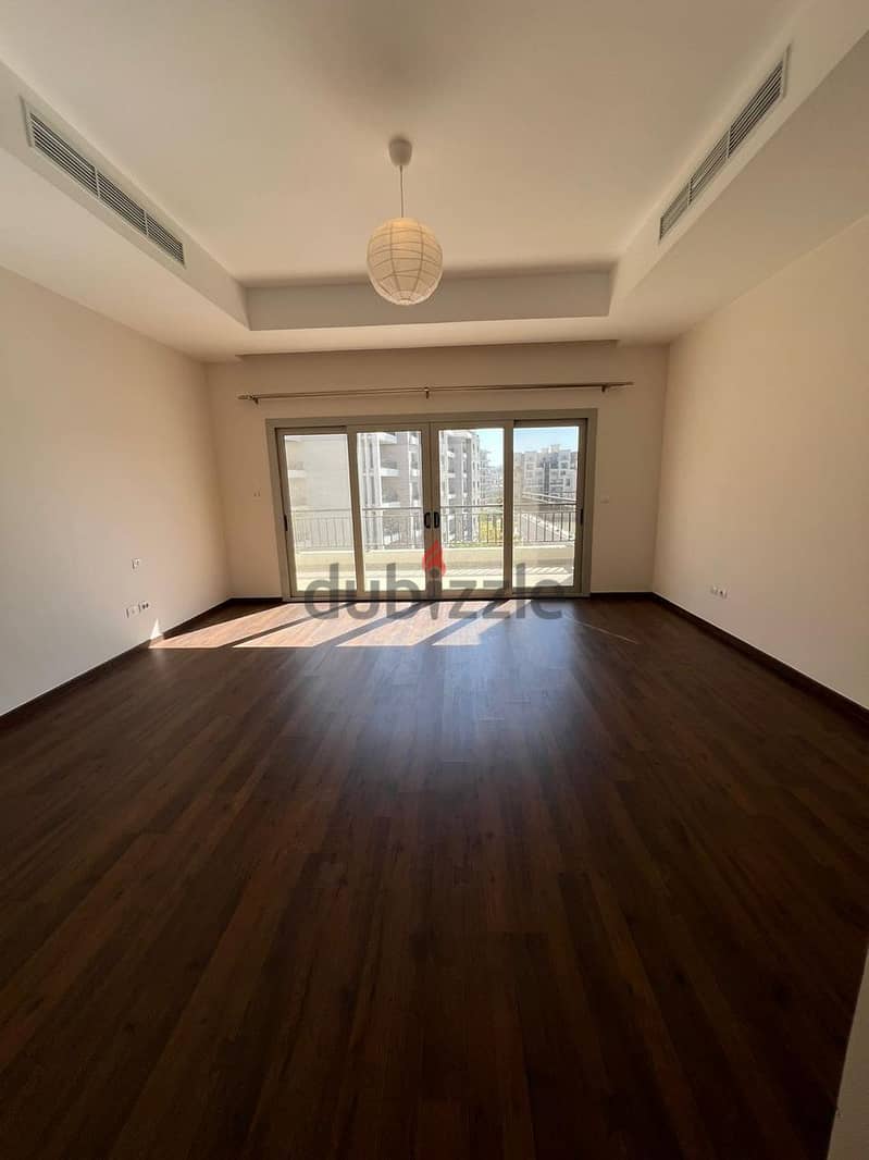 For Rent Penthouse 418 M2 Amazing View in Compound CFC 2