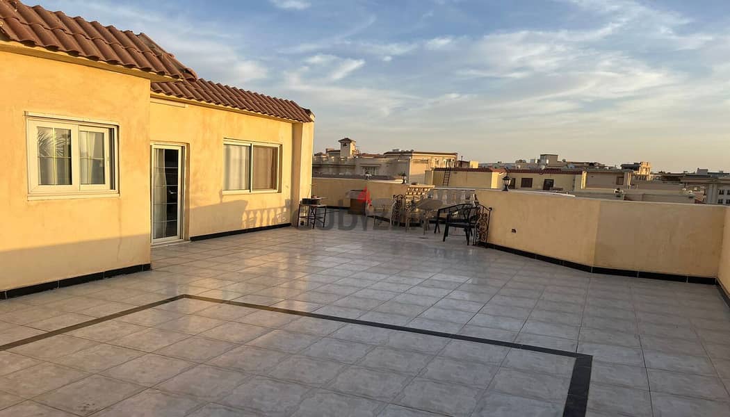 Full roof for sale in Narges Area Villas Fifth Settlement 4