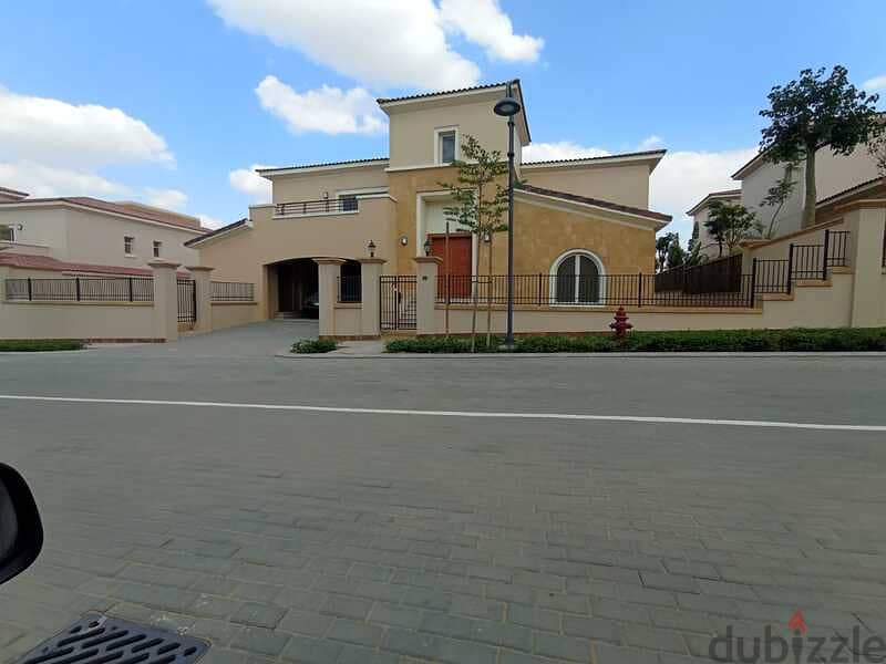 Standalone Villa 472m fully finished for sale in Uptown Cairo 0