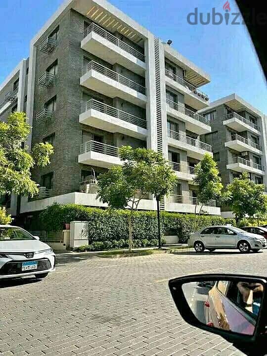 Luxurious Apartment for sale, 167 sqm + Private Garden with a very distinctive landscape view in front of Cairo International Airport, available on in 4