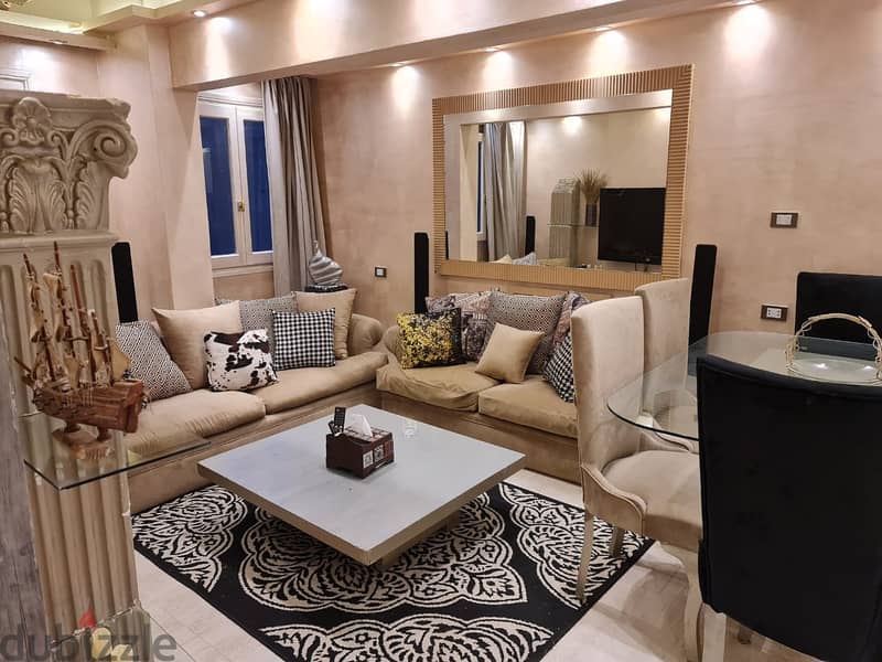 Furnished 3-room apartment for rent in Zamalek, Hassan Assem Street 1