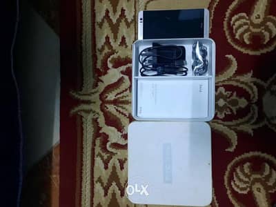 للبيع جوال HTC one m9 بحالة ممتازة شاحن اصلي +سماعه +كتالوج الاستعلام