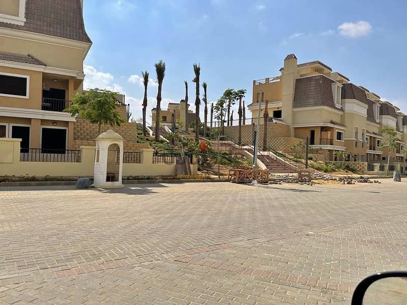 villa 239m for sale in New Cairo with a 42% discount in sarai Compound 8
