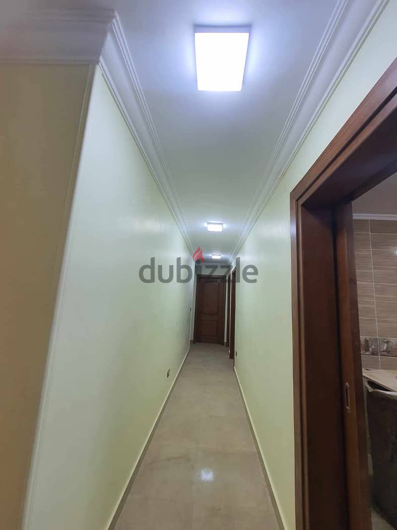 Apartment for rent in Square Compound with a distinctive view 5