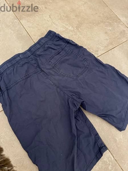 shorts and t-shirt used like new in very good condition 1