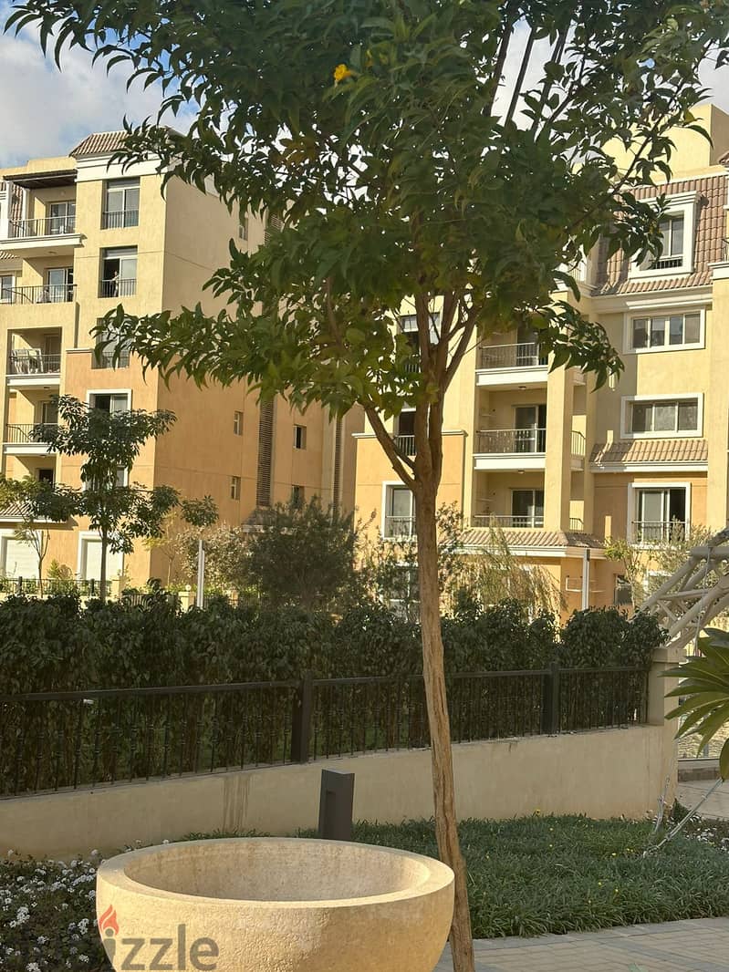 Apartment 132 nautical meters from all directions for sale in Sarai Compound next to Madinaty, with a huge discount on cash of 42% - you are the benef 2