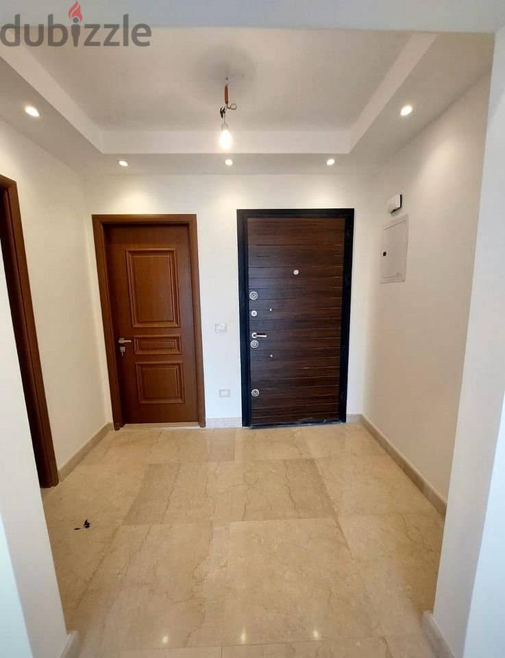 174 meters, finished with air conditioners, 3 minutes from Nasr City, 3 minutes from Cairo Airport, minutes from Al-Ahly Club and Wadi Degla Club. 11