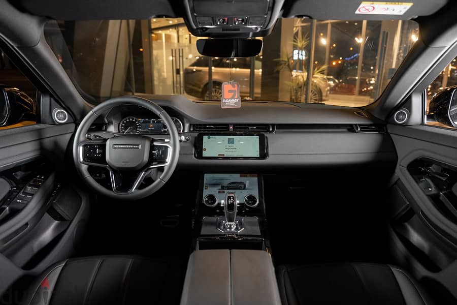 Range Rover Evoque 2024 7