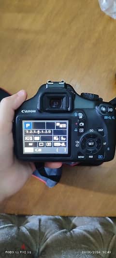 Canon EOS 1100D like a new