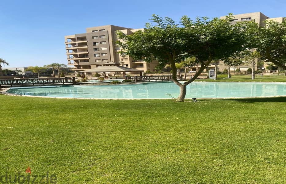 APARTMENT 162m  FOR SALE  very prime location IN the square NEW CAIRO 5