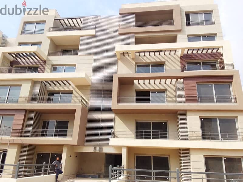 apartment with garden  in palm hills new cairo compound prime locaiton 2
