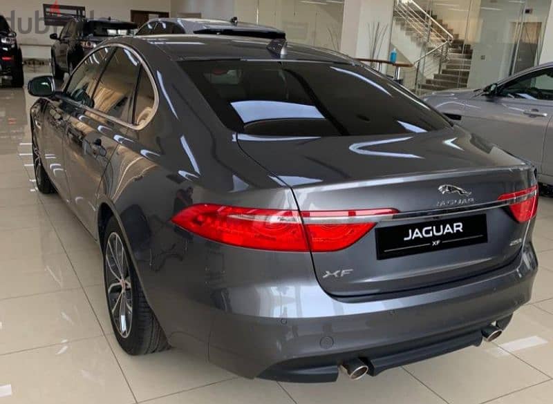 Jaguar XF 2018 5