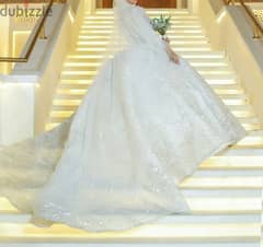 فستان زفاف استعمال مره واحده فقط