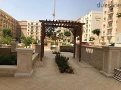 Apartment for sale on 90th Street, 3 rooms, area 147 square meters