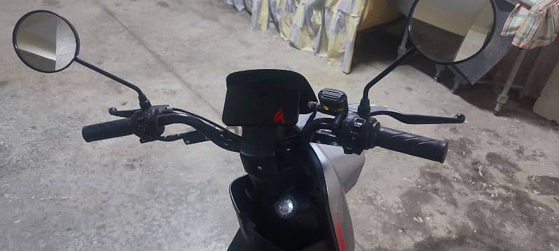 Galaxy A8 Electric scooter 3