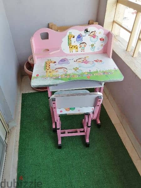 مكتب أطفال بالكرسي 2