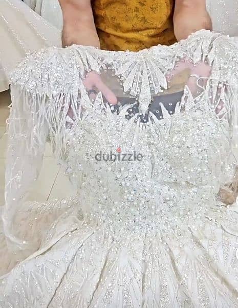 فستان زفاف أو فرح ملكي مستعمل للبيع بالبدي والطرحة 3
