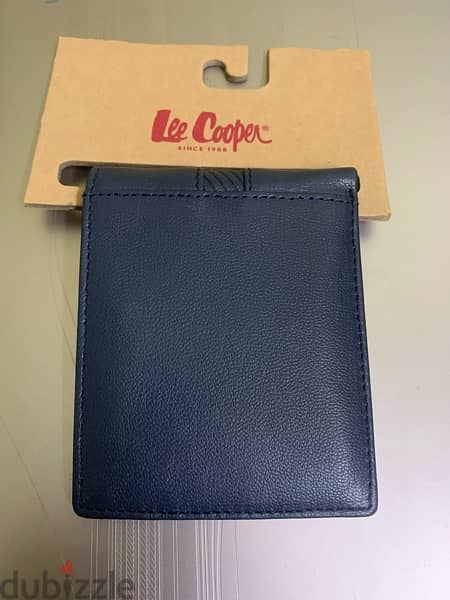 Lee cooper textured BI-fold leather wallet 1
