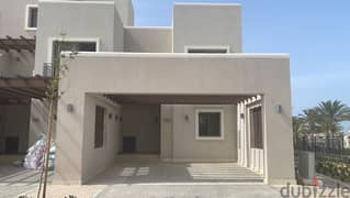 Townhouse for sale in Marassi Riva Views finished but full and immediate receipt