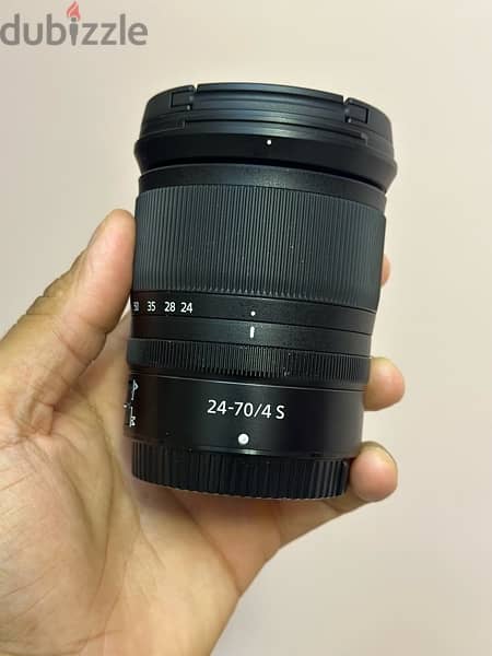 Lens nikkor 24-70 Z s line 1