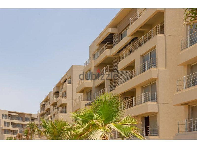 for sale Apartment 200m  in Al Marasem ground floor, garden,ready to move prime location and direct view on Landscape, under market price 1
