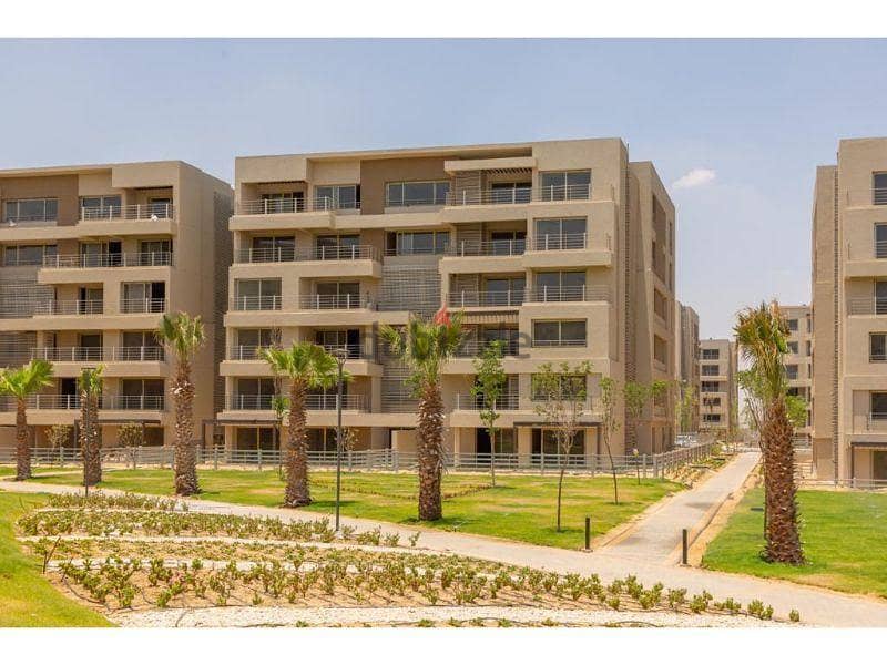 for sale Apartment 200m  in Al Marasem ground floor, garden,ready to move prime location and direct view on Landscape, under market price 2