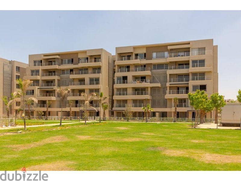 for sale Apartment 200m  in Al Marasem ground floor, garden,ready to move prime location and direct view on Landscape, under market price 5