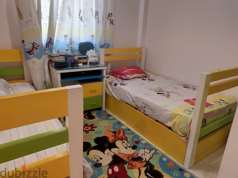 غرفة نوم اطفال مستعملة ٦ سنوات. فقط 3
