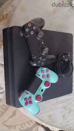 PS4 Slim 1TB, with 2 Controllers
