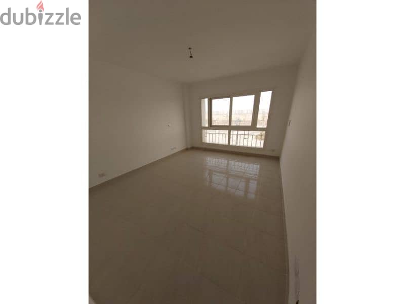 Prime Apartment for Rent in Madinaty, 200 sqm, Wide Garden View, B12, Opposite Craft Zone 5