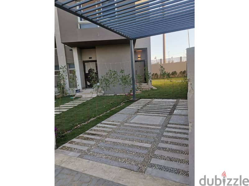 Townhouse corner for rent in Etapa Compound 2