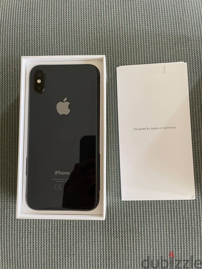 Iphone X Zero scratches with box 0