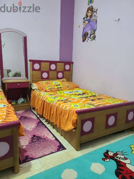 غرفه نوم اطفال نظيفه زي ما باين في الصور 1