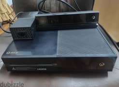Xbox one 500 gb + kinect + 3 controllers + 30 games 0