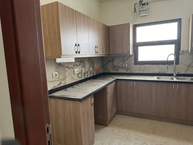 Apartment For Rent 200m Finished ACs and Kitchen / Prime location شقة للايجار فى ميفيدا اعمار 3