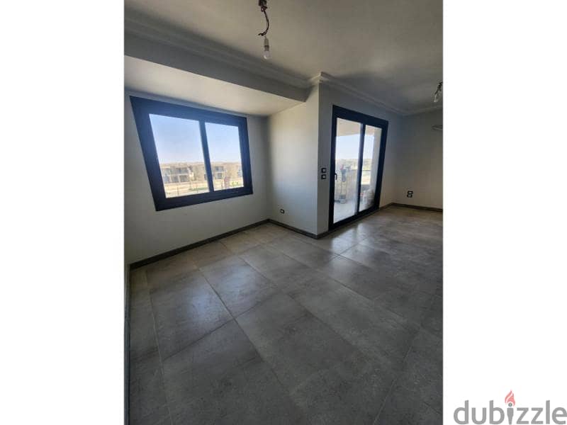 apartment fully finished with installments for sale 0