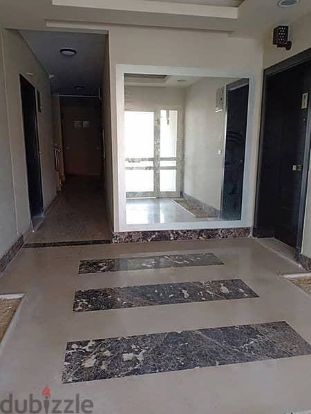 شقة 134م للبيع بكمبوند ادريس في الشيخ زايد متشطبة بالتكييفات فيو مميز 10