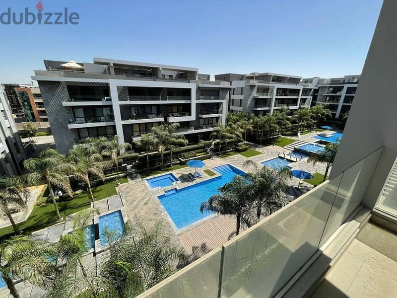 Immediate receipt of a ground floor apartment with an ultra super luxury garden in the heart of Golden Square in La Vista El Patio 7 in the Fifth Sett 10