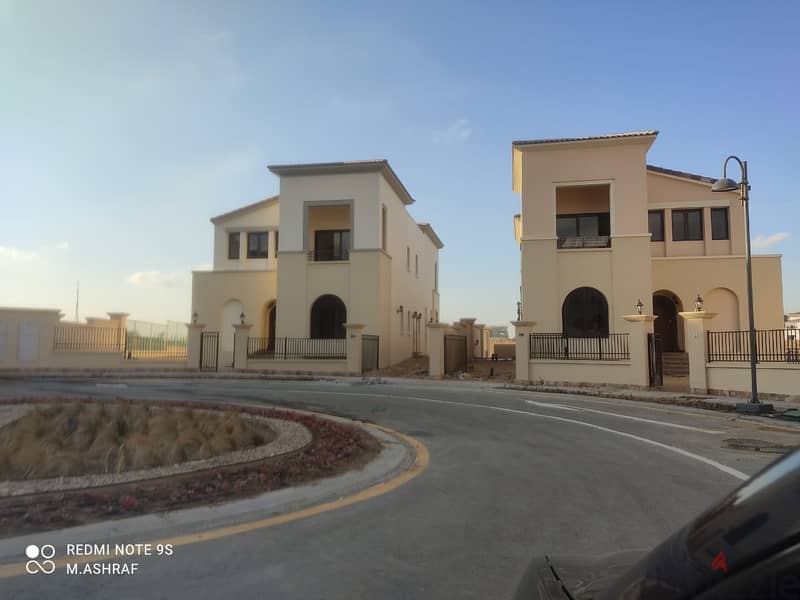 Standalone villa 472m fully finished for sale best location in Uptown Cairo 5