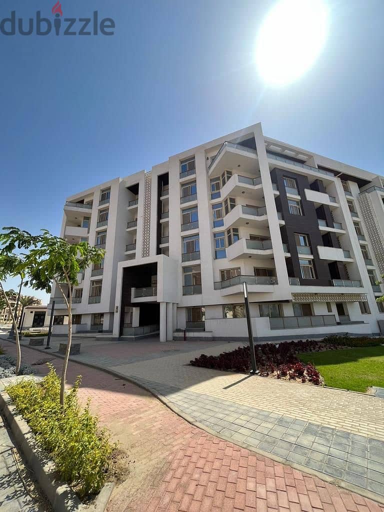 Apartment with immediate delivery in Al Maqsad Compound in the New Administrative Capital, R3 district, with a 5% down payment over 10 years 10
