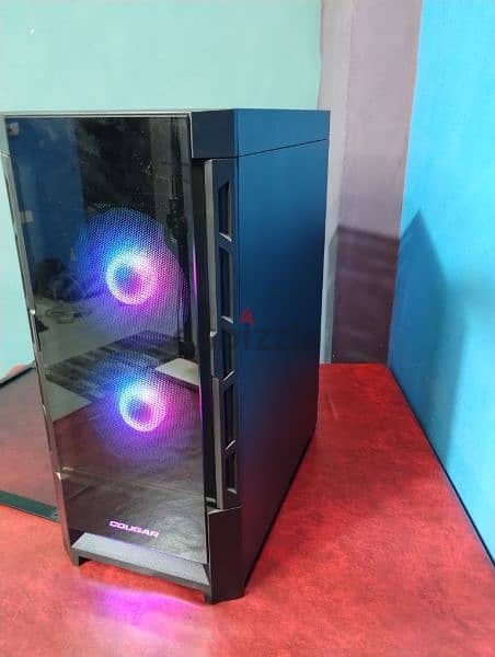 desktop computer for gaming . excellent condition 4