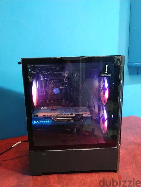 desktop computer for gaming . excellent condition 9
