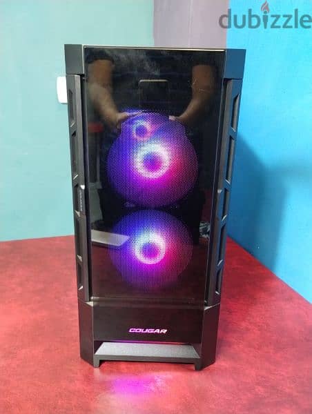 desktop computer for gaming . excellent condition 10