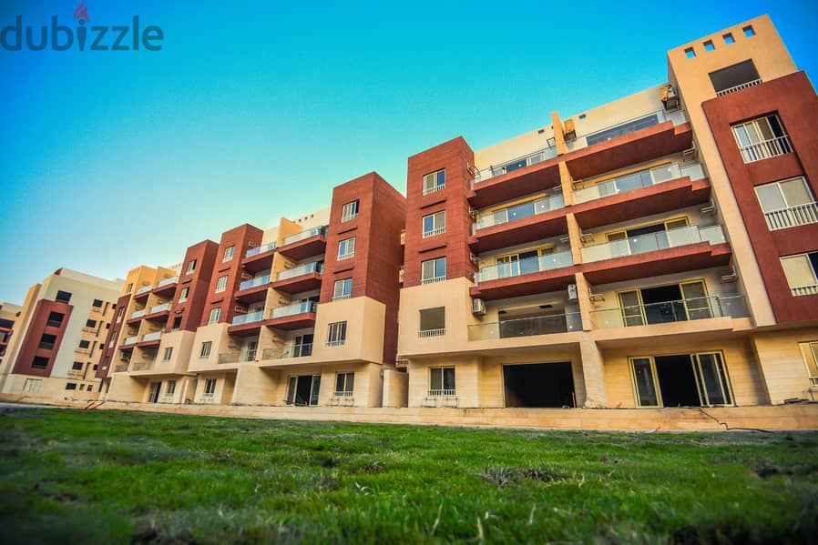 شقة للبيع 225م استلام فوري في كمبوند بمنطقة التجمع الخامس بمقدم 15% وقسط لمدة 7 سنوات 2