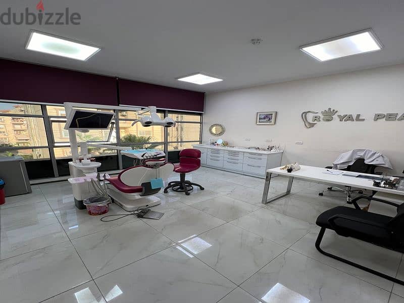 Fully equipped dental clinic for rent, first use 8