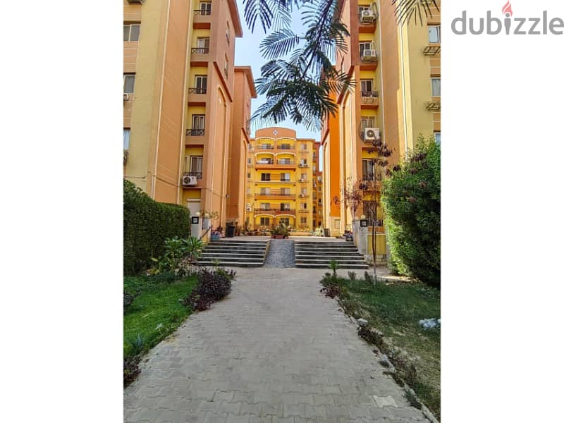 Apartment For sale in Compound Hay El Montazah hadayek october 130m 2