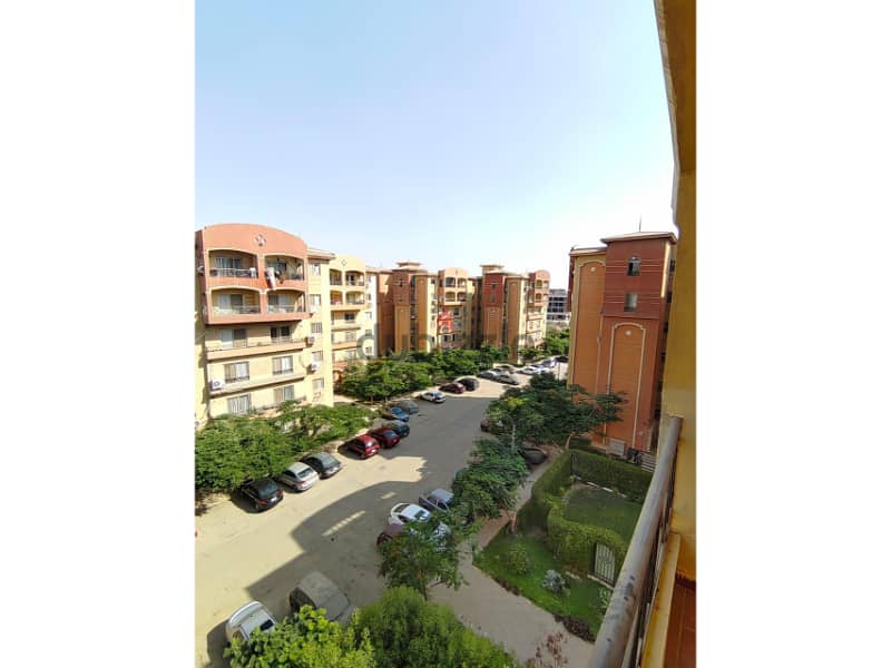 Apartment For sale in Compound Hay El Montazah hadayek october 130m 5